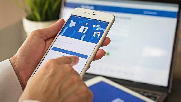 Facebook повторно ги отстрани мрежите за дезинформации за корона