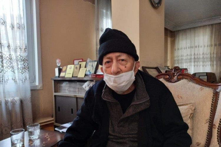 101- годишен Турчин ја примил четвртата доза од вакцината против корона (ВИДЕО)
