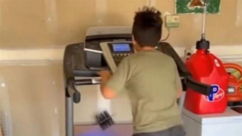 Условот на една мајка за играње видеоигри предизвика расправа на Тик Ток