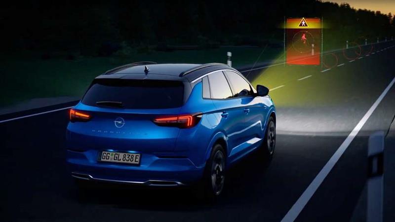 Поглед кон иднината: системот „Night vision” во новиот Opel Grandland