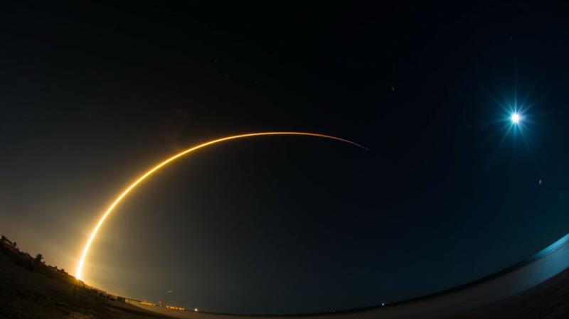 НАСА: Дел од ракетата Space-X ќе удри во Месечината, тоа е добро за науката