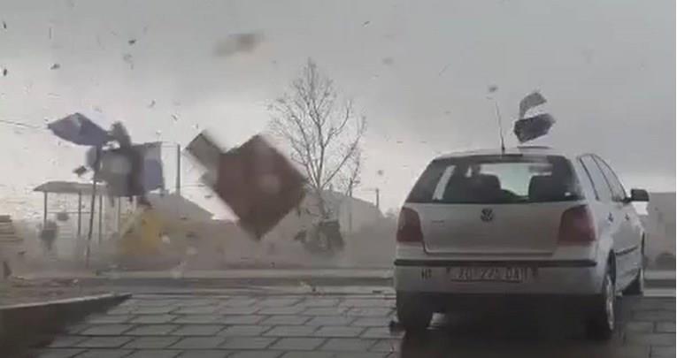 Силно невреме во Хрватска: „Пијавица“ разнесе камп куќичка (ВИДЕО)