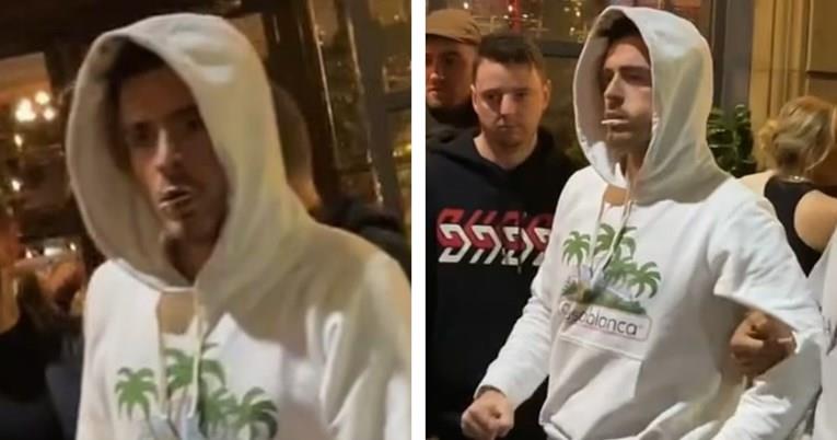 Ѕвездата на Пеп од 117 милиони евра „мртов“ пијан пред кафуле (ВИДЕО)
