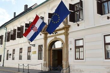 Хрватската влада нуди по 26.500 евра за секој иселеник, само еден се пријавил да се врати 