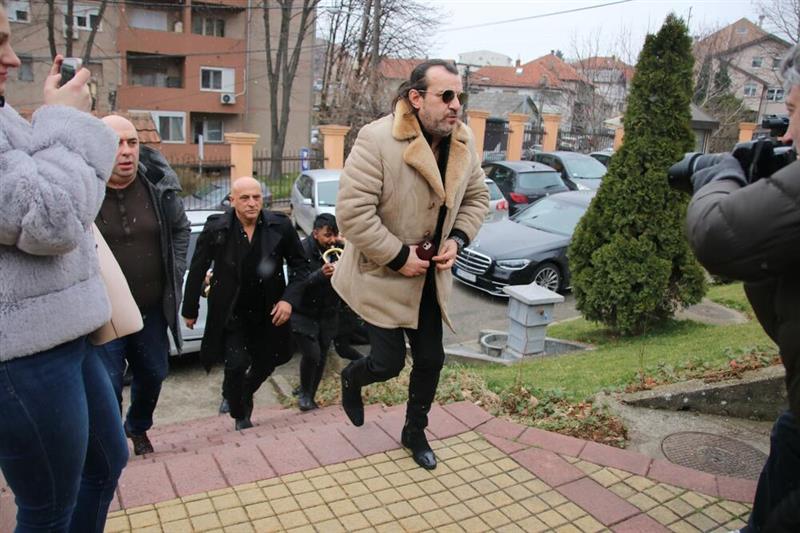 Аца Лукас задоцни на свадбата на својот син (ФОТО)