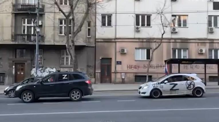Видео: Возење за поддршка на Путин во Белград