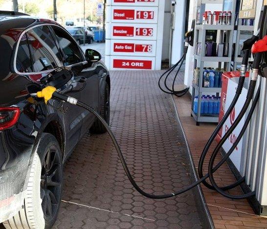 Нафтата во Албанија, приказна за неказнет криминал