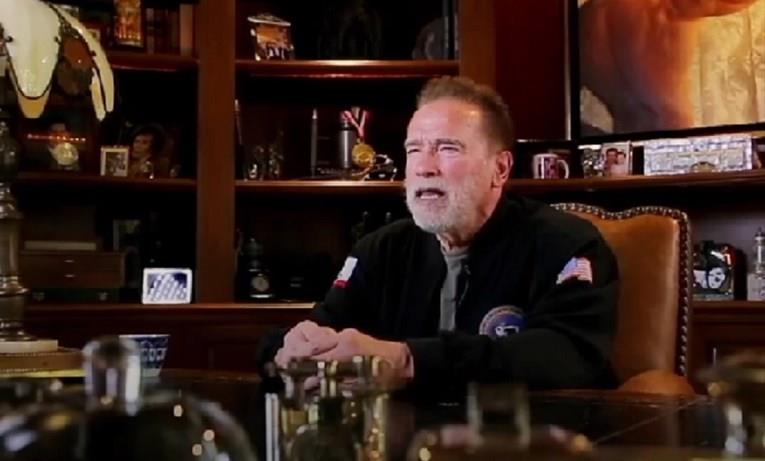 Русите му се нафрлија на Шварценегер преку државната телевизија (ВИДЕО)