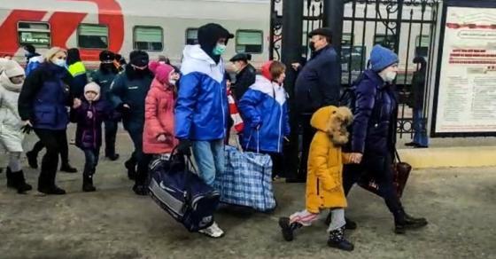 УНХЦР: Повеќе од 3,8 милиони бегалци од Украина пристигнаа во соседните земји