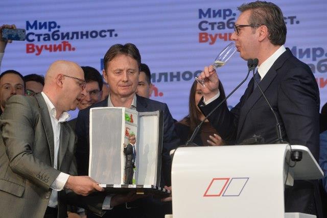 Вучиќ со двојна победа во Србија – освои нов мандат, СНС победи на парламентарните