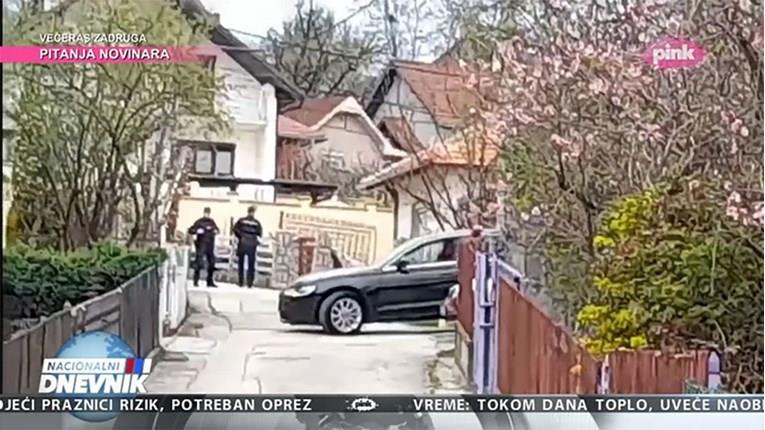 Ужас во Србија: Момче си ги убил мајката, таткото и дедото 