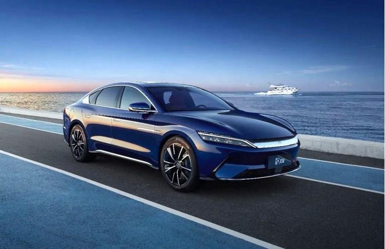 Кинескиот BYD му станува конкурент на Тесла со далеку пониска цена  (ФОТО)
