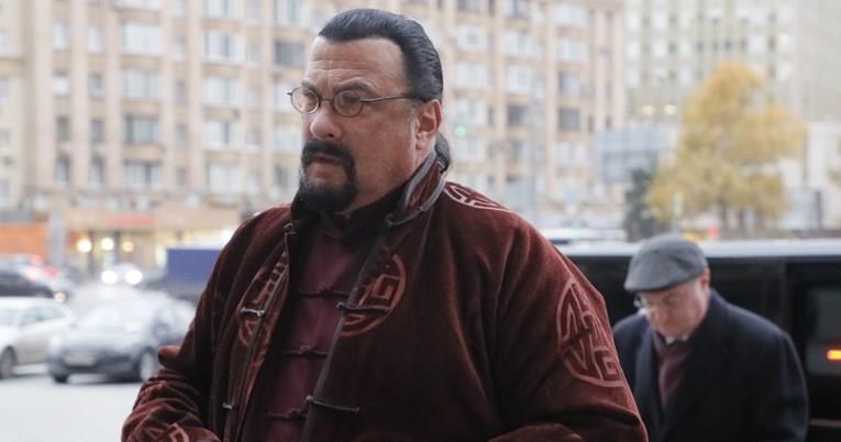 Стивен Сигал го прослави роденденот во Москва: Со Русија сум и во добро и во зло (ВИДЕО)