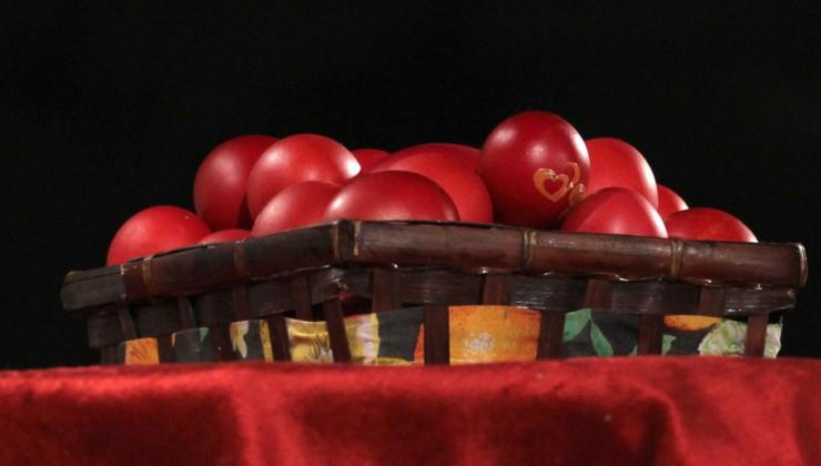 Симболиката на црвеното велигденско јајце