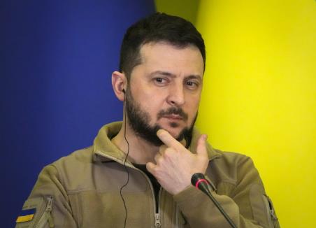 Во Америка се продава кукла со ликот на Волидимир Зеленски, која држи говор