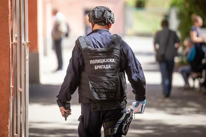 Дојави за бомби во 134 училишта во Србија