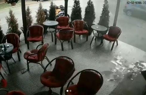 Видео: Фрлена бомба во кафеана во Србија, осомничениот е уапсен