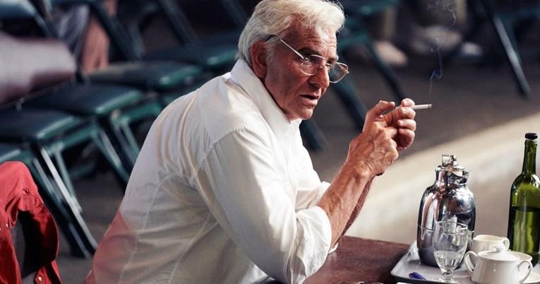 Бредли Купер не се препознава, се трансформира за улогата на диригент (ФОТО)