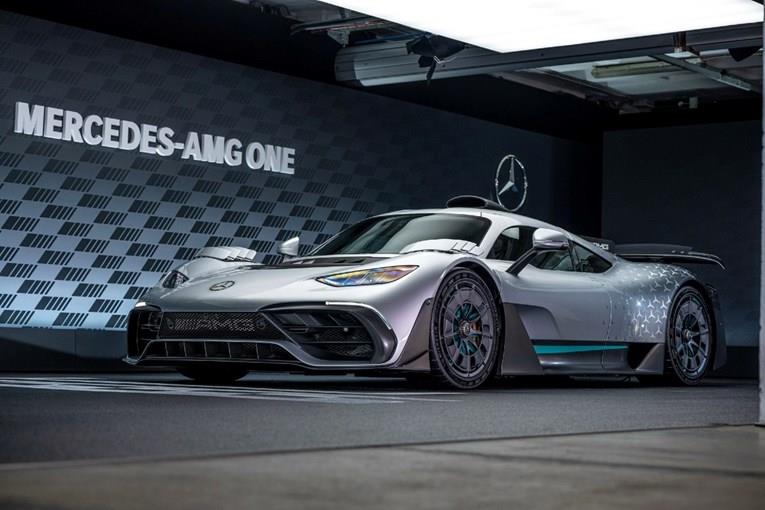 Пристигна болидот на Мерцедес, новиот AMG One по цена од 2,75 милиони евра (ФОТО)