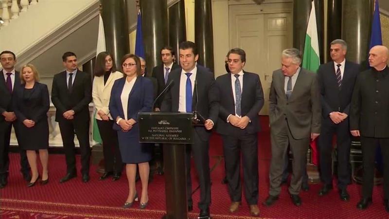 Ќе издржи владата на Петков, или Бугарија ќе оди на нови предвремени избори?