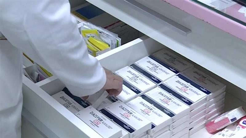 Ги качија ли цените и потребите за лекови за смирување?