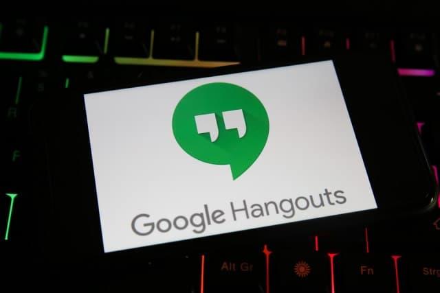 „Google Hangouts“ се исклучува, корисниците се префрлаат на „Google Chat“