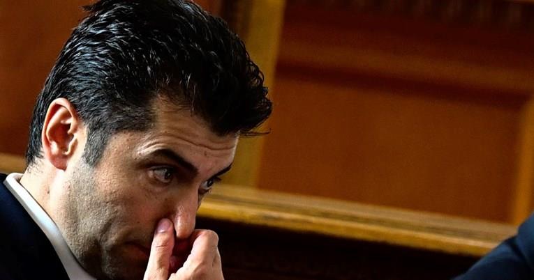 Бугарските социјалисти му „откажаа љубов“ на Петков поради протераните руски дипломати 