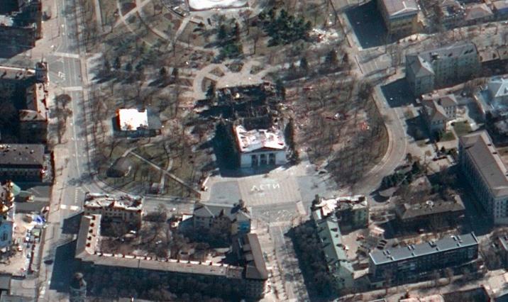 Амнести Интернешнал:Рускиот воздушен напад врз театарот во Мариупол е воено злосторство