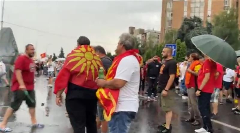 Четврти ден протести против францускиот предлог