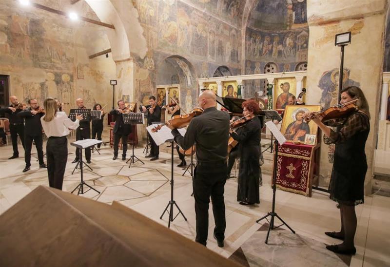 „Профундис“ и маестра Дашиќ со прекрасна уметничка креација под сводовите на „Света Софија“