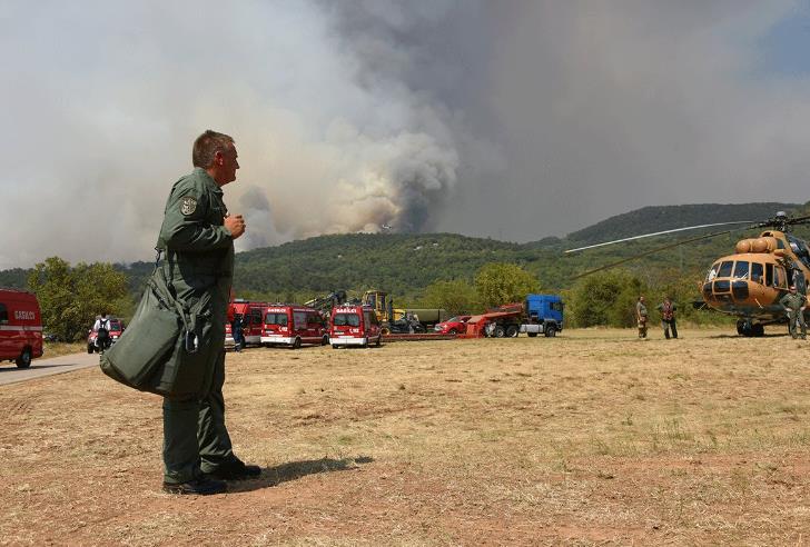 11 хеликоптери и 800 пожарникари го гасна пожарот во Словенија