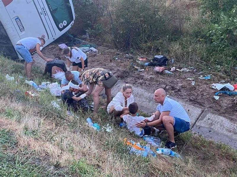 Неофицијално: Позната е причината за превртениот автобус со српски деца во Бугарија (ВИДЕО)