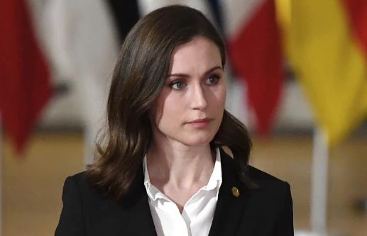 Премиерката на Финска во фустан кој чини 8 евра: Дали би го носеле?