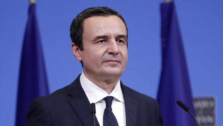Курти: Од 1 септември воведуваме косовски таблички и во регионот каде што живеат Срби
