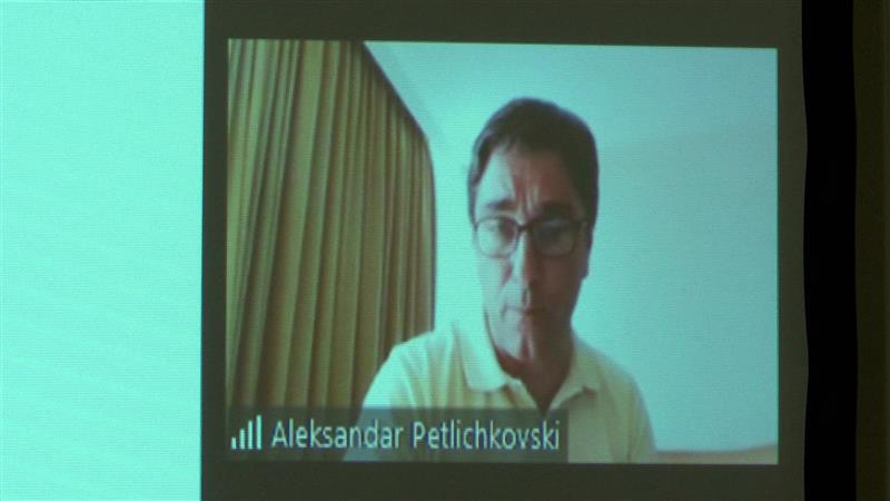 Дебата: Пандемијата покажа дека граѓаните недоволно им веруваат на вакцините