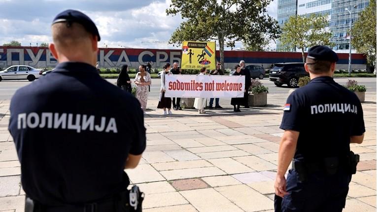 Српската полиција ја забрани парадата за време на Европрајд 