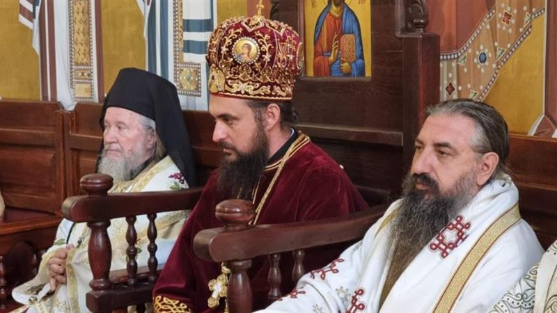 Владиката Пимен сослужуваше на устоличувањето на епископот на СПЦ Јустин во Париз