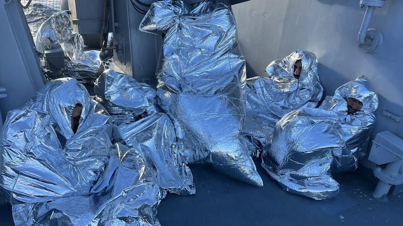 Најмалку 20 мигранти загинаа во близина на Грција, бројот на жртви може да е многу поголем 