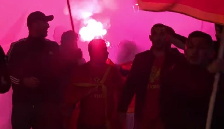 Илјадници на протести во Црна Гора: Не го даваме Уставот (ВИДЕО)