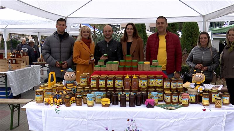 Дводневна саемска манифестација „Денови на мед“ во Куманово