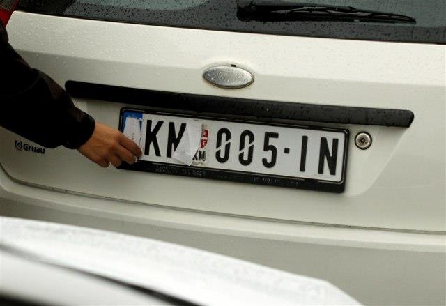 Косово и Србија постигнаа договор за регистарските таблички
