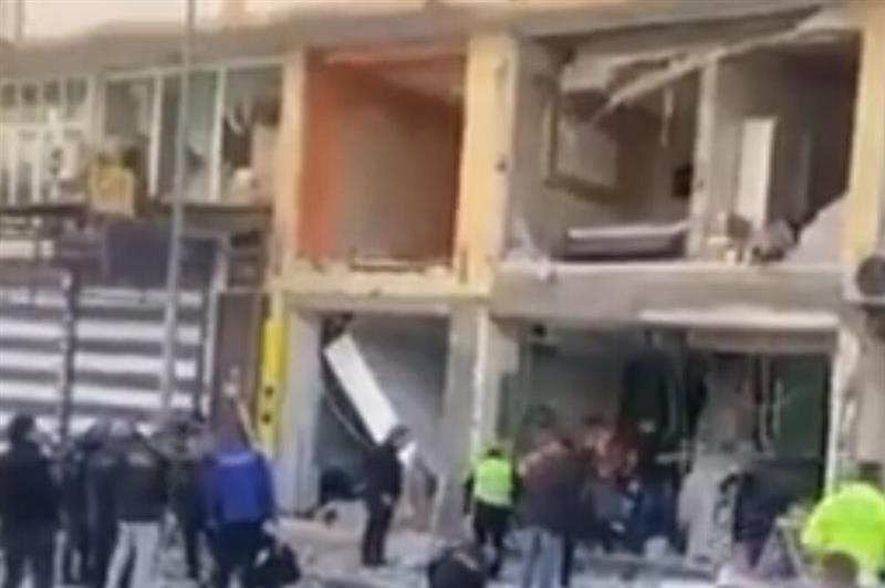 Силна експлозија во зграда во Турција, има повредени (ВИДЕО)