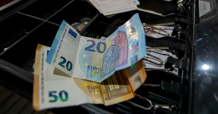 Хрватска: На вториот ден од користењето на еврото, полицијата предупредува на лажни банкноти
