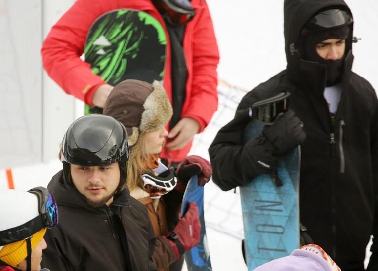 По долги години, во јавност се појавија децата на Мајкл Џексон
