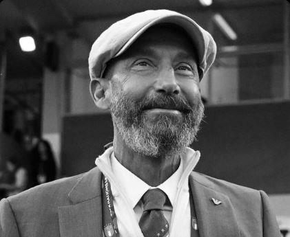 Почина легендарниот фудбалер Џанлука Вијали