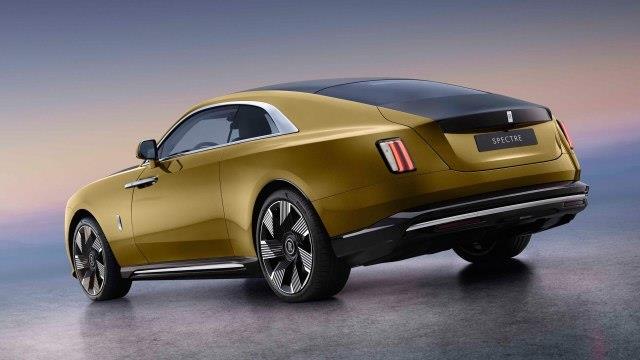 Колку во просек трошат купувачите за нов „Rolls-Royce“?