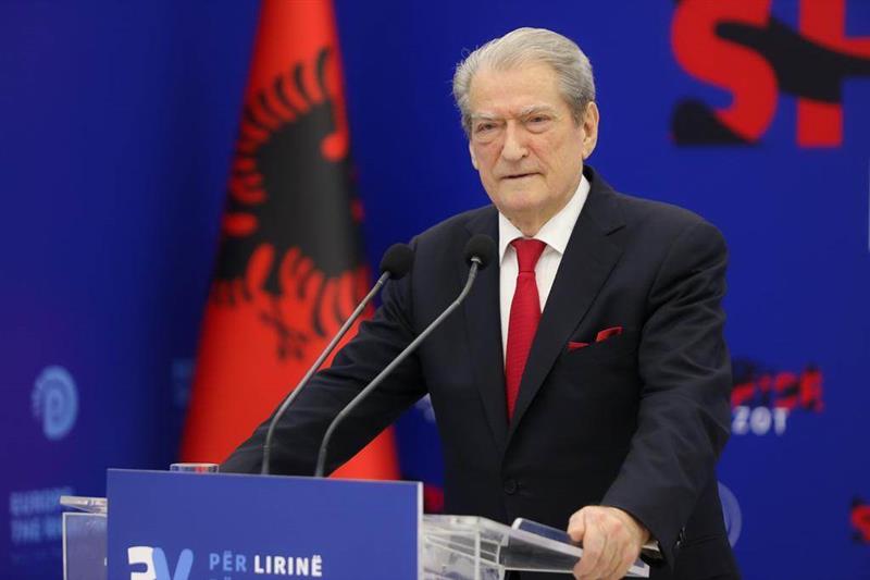 Бериша: На 11 февруари  масовен антивладин протест и почеток на најсилната револуција