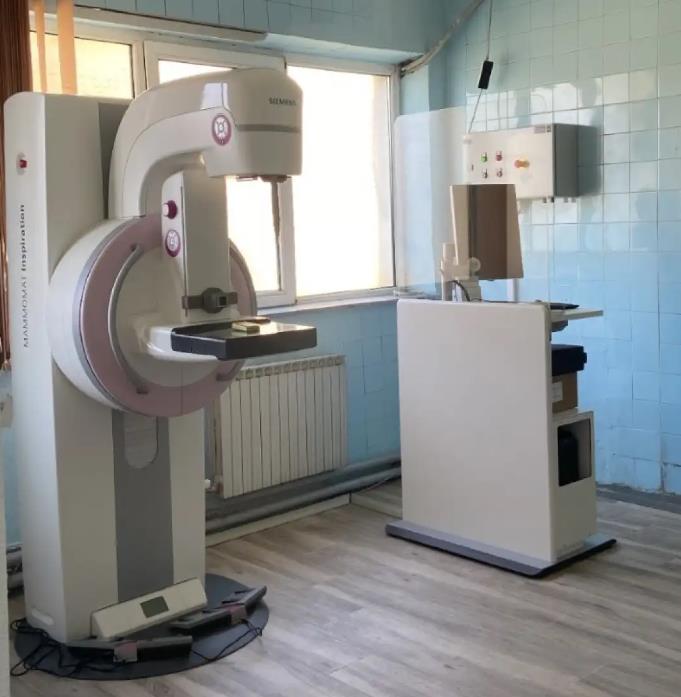 Министерот Сали ја посети Дебарската болница, која првпат доби мамограф 