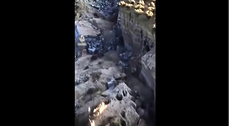 Неверојатна снимка од Турција- ова порано било поле, сега е кањон (ВИДЕО)