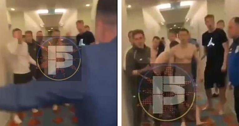Руски и украински фудбалери се претепуваат во хотел во Турција (ВИДЕО)